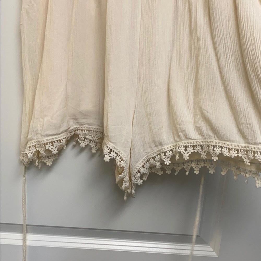 Cream romper! - Picture 2 of 4